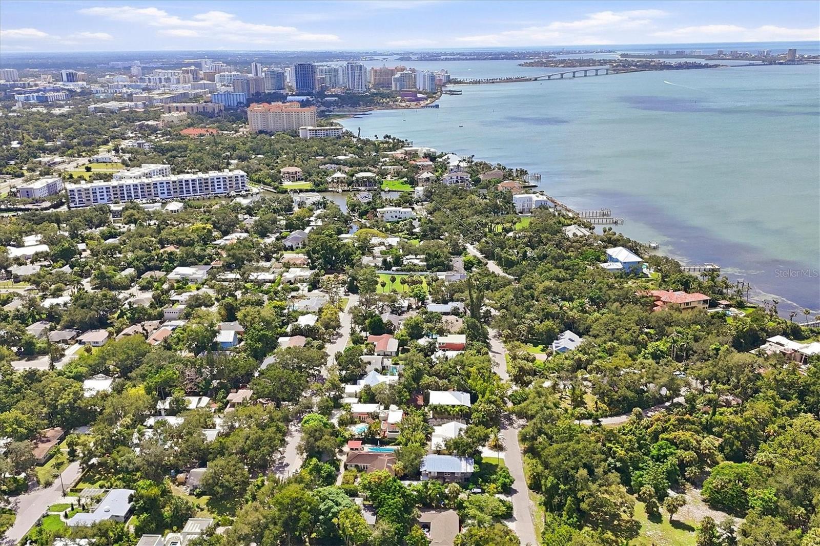 928 22ND ST — photo 10