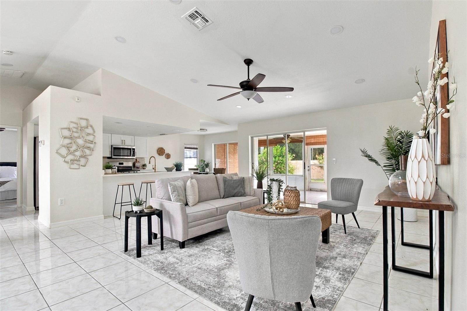 9719 LOMALINDA CT — photo 3