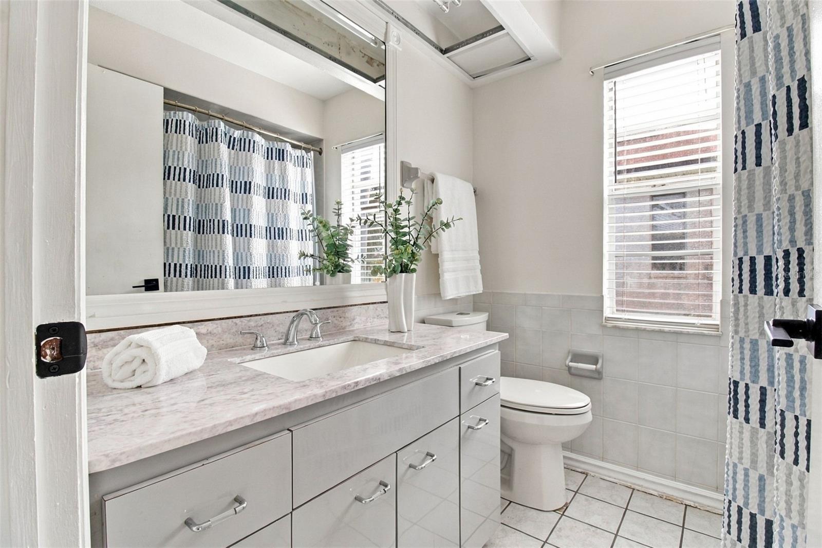 9719 LOMALINDA CT — photo 19