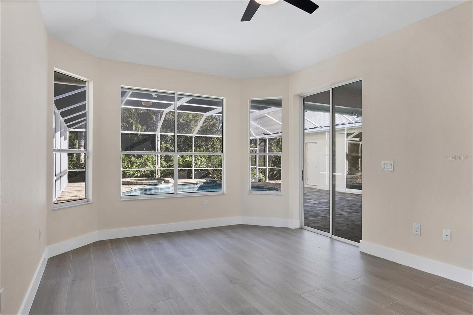 6615 HUNTER COMBE XING — photo 22