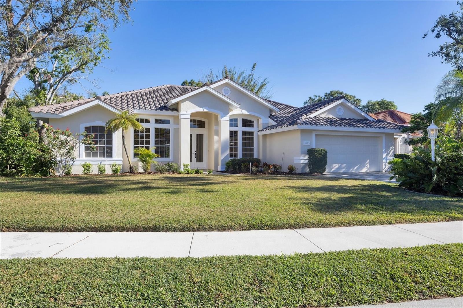 6615 HUNTER COMBE XING — photo 3