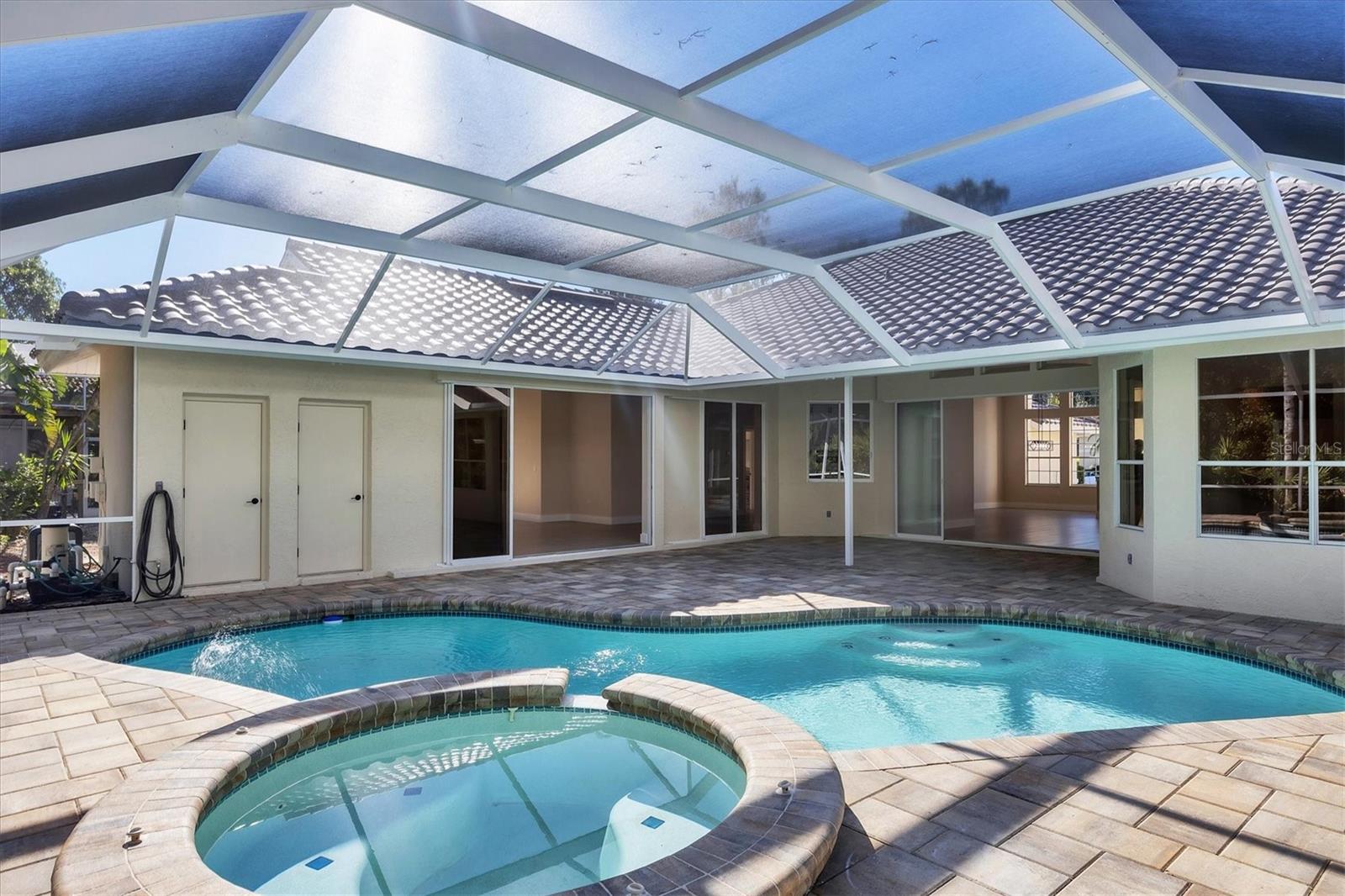 6615 HUNTER COMBE XING — photo 38