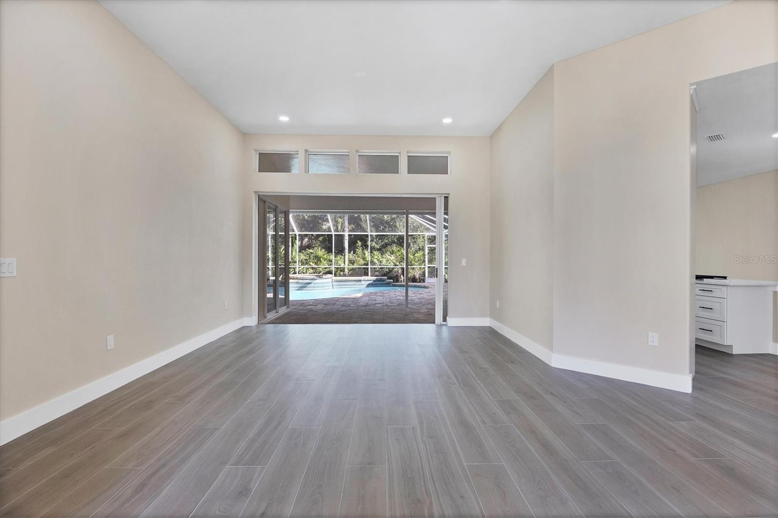 6615 HUNTER COMBE XING — photo 10