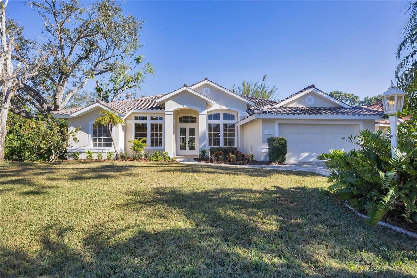 6615 HUNTER COMBE XING — photo 4