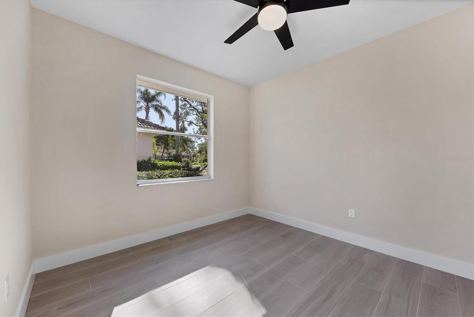 6615 HUNTER COMBE XING — photo 29
