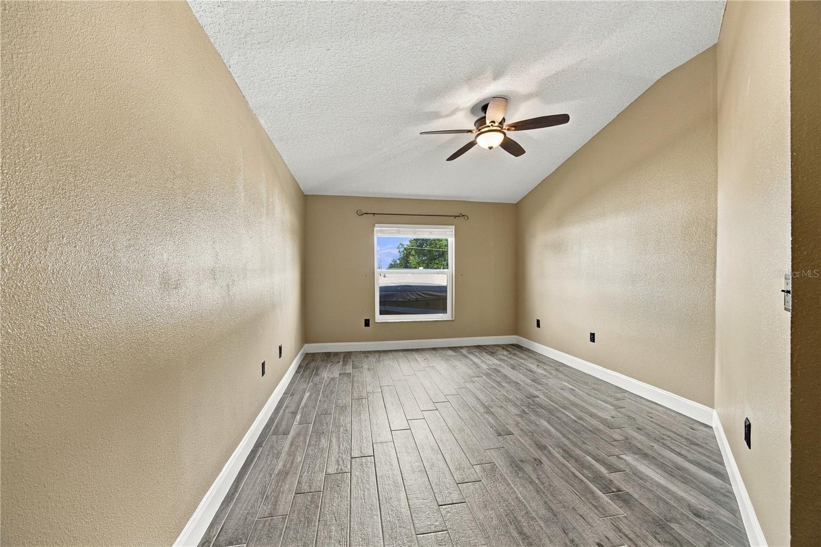 7919 MERCHANTVILLE CIR — photo 15