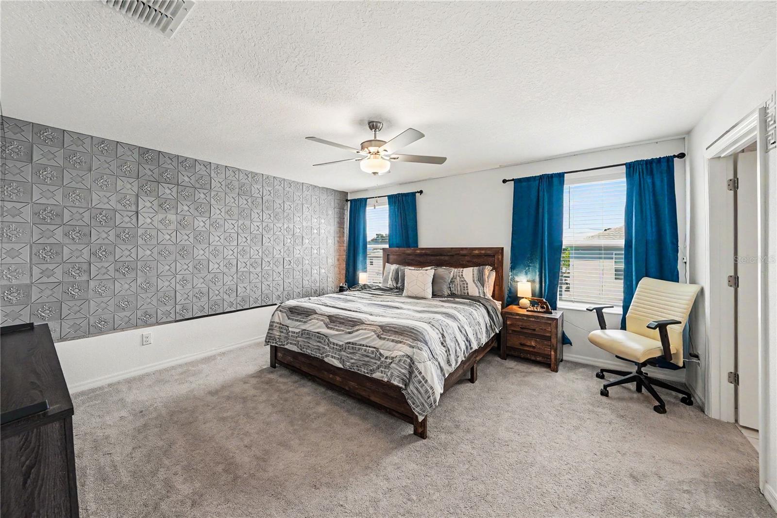 6300 BEVERLY HILLS DR — photo 17