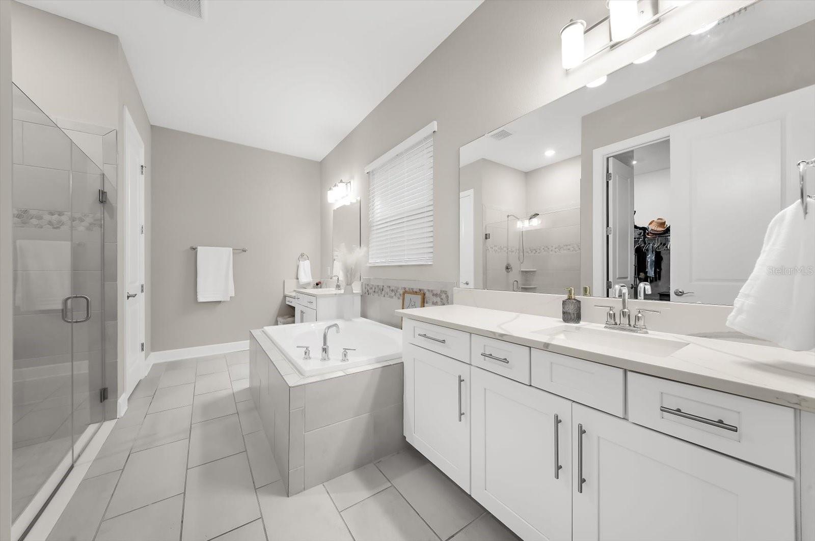 1118 LAKE HANNA DR — photo 33