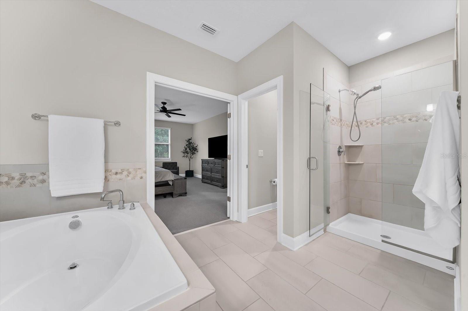 1118 LAKE HANNA DR — photo 59