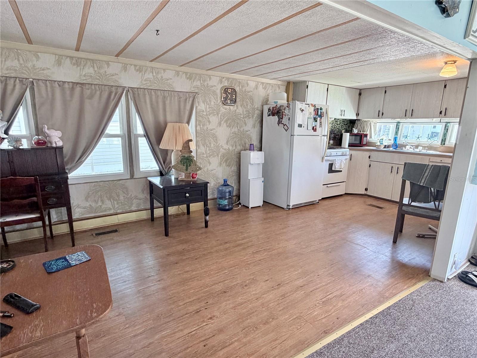6904 CORTEZ RD W #15 — photo 11