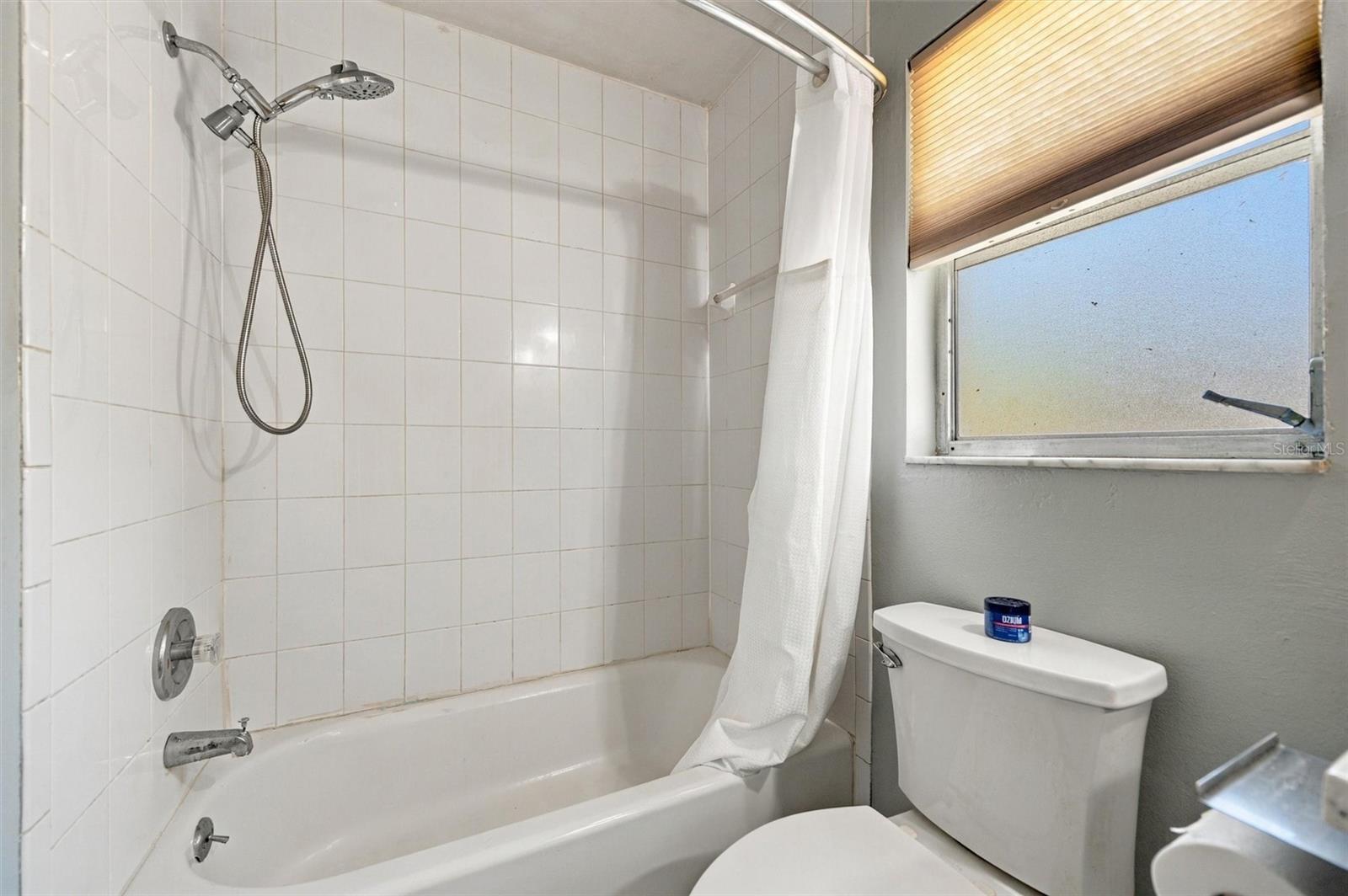 3036 SHAMROCK DR — photo 30