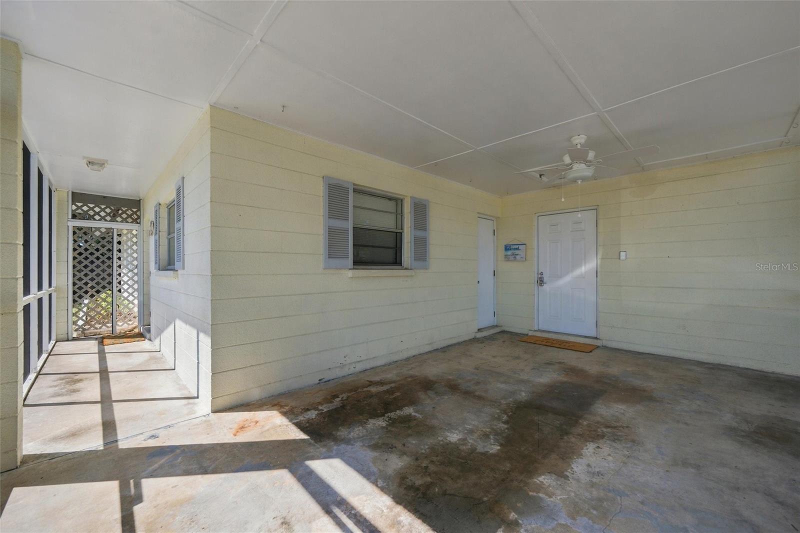 3036 SHAMROCK DR — photo 40