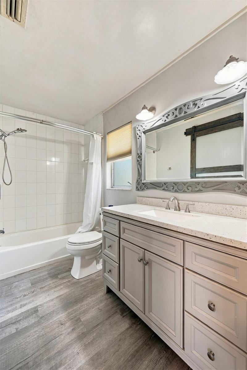 3036 SHAMROCK DR — photo 29