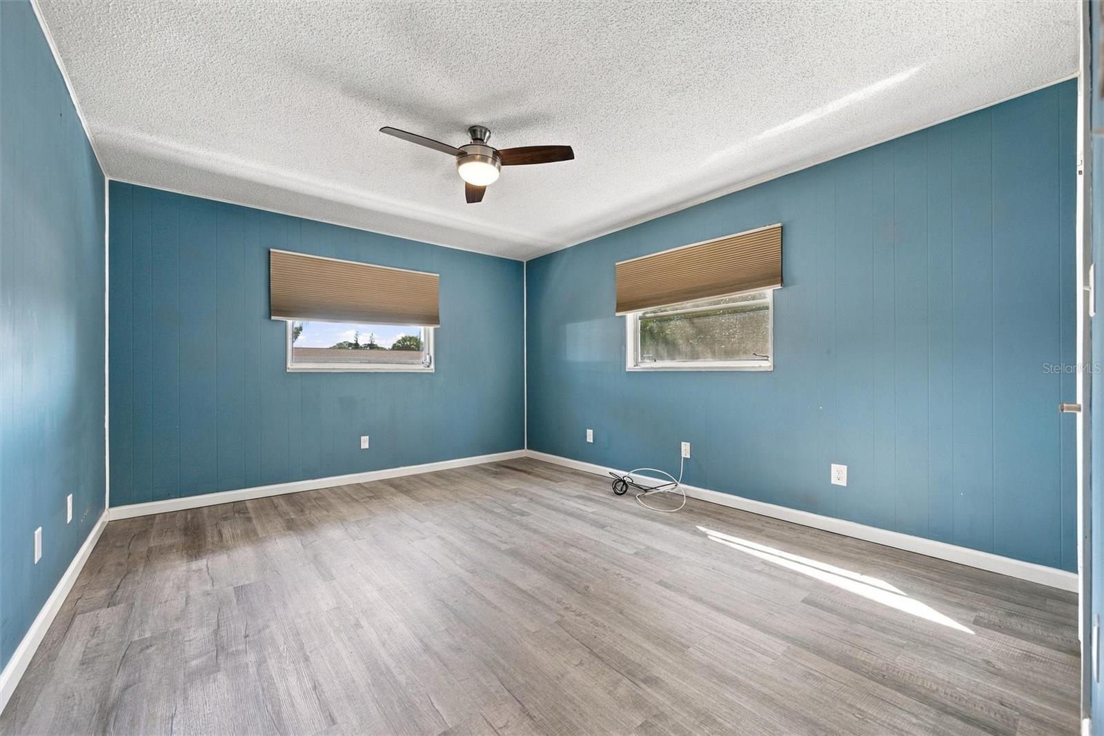 3036 SHAMROCK DR — photo 25