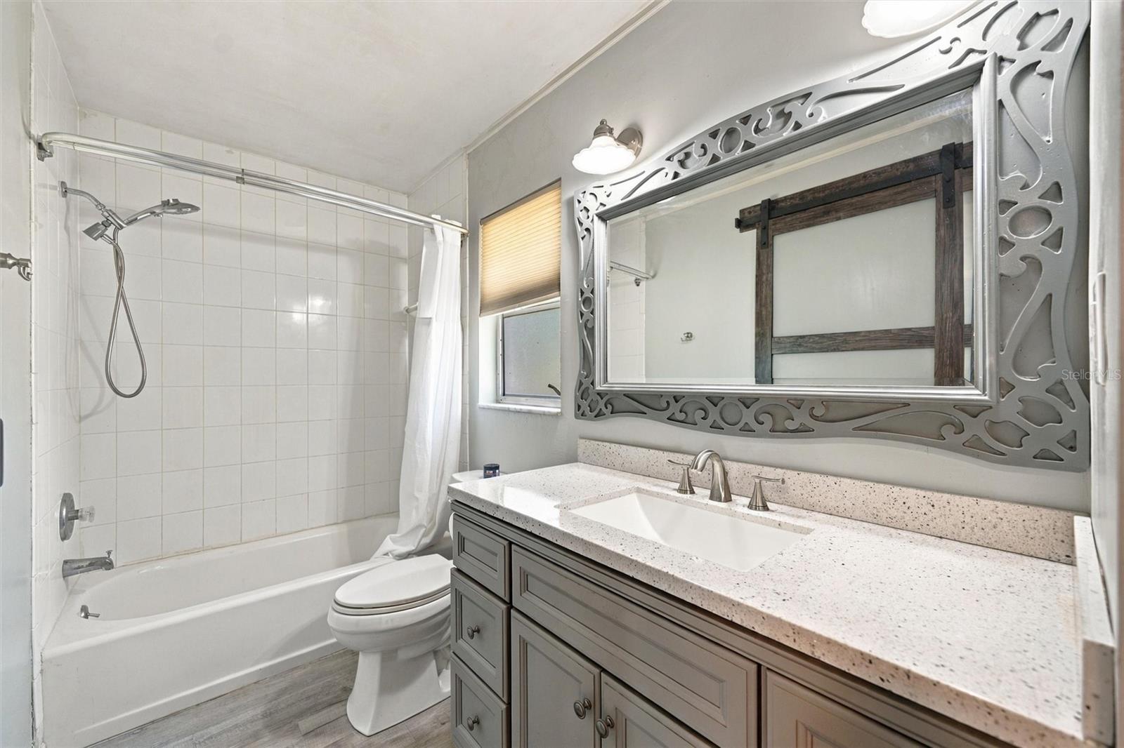 3036 SHAMROCK DR — photo 28