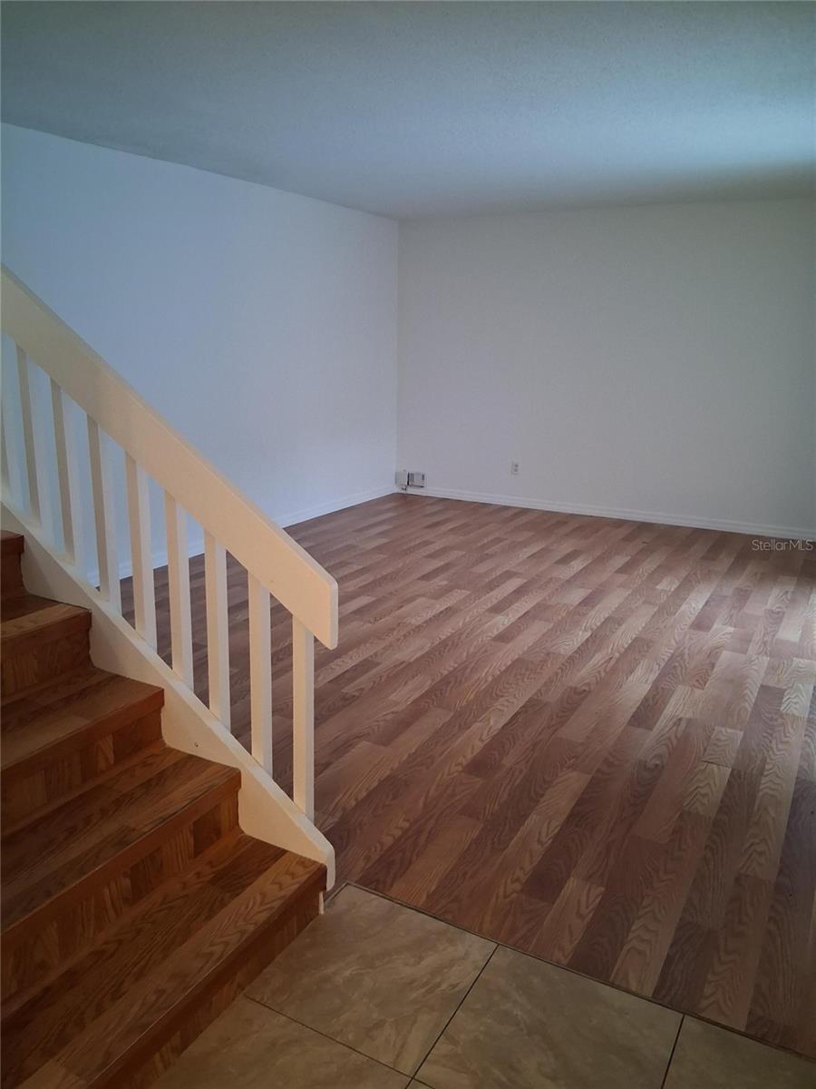15301 W POND WOODS DR #303 — photo 7