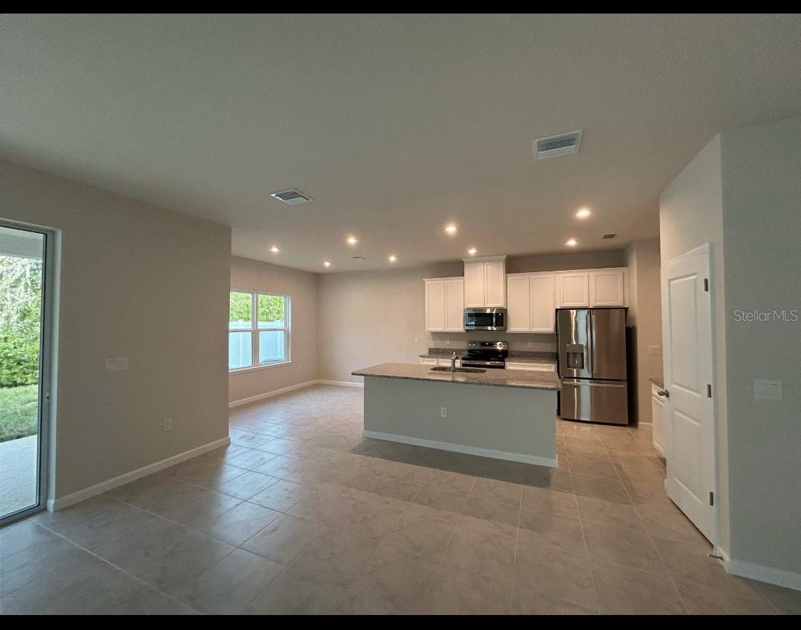 11931 THORNCREST DR — photo 3