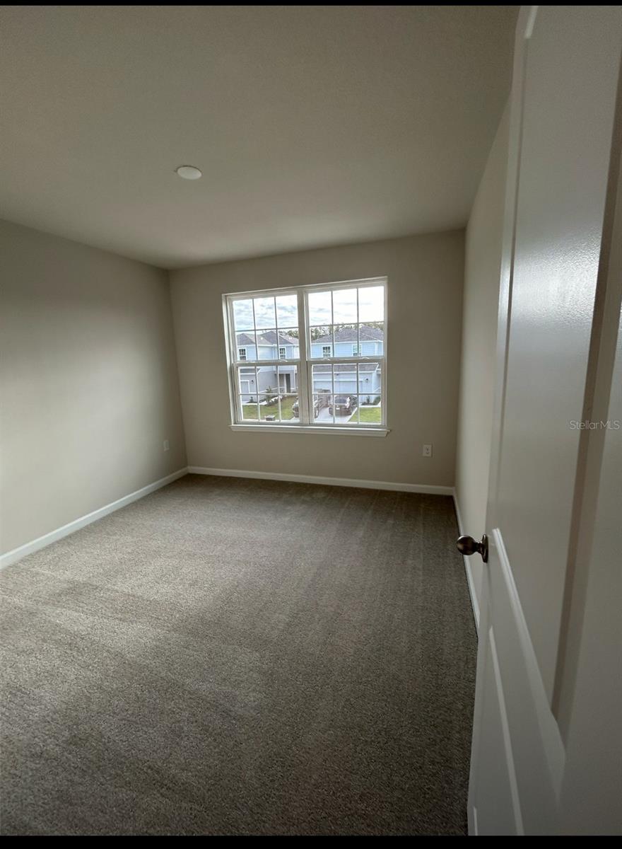 11931 THORNCREST DR — photo 11