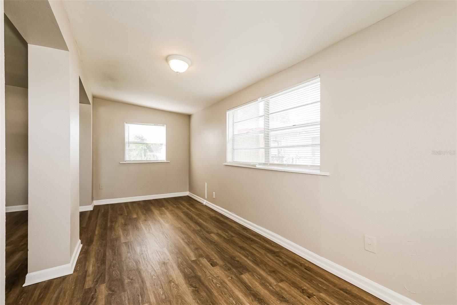 1311 WARRINGTON WAY — photo 9