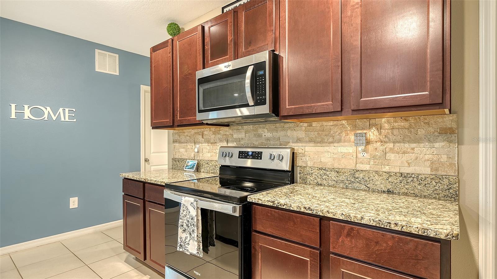 3809 GOLDEN ORIOLE PKWY — photo 13
