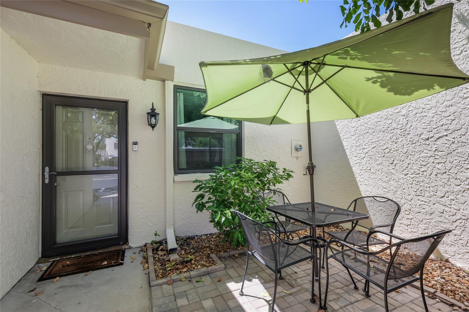 226 SHERWOOD DR — photo 3