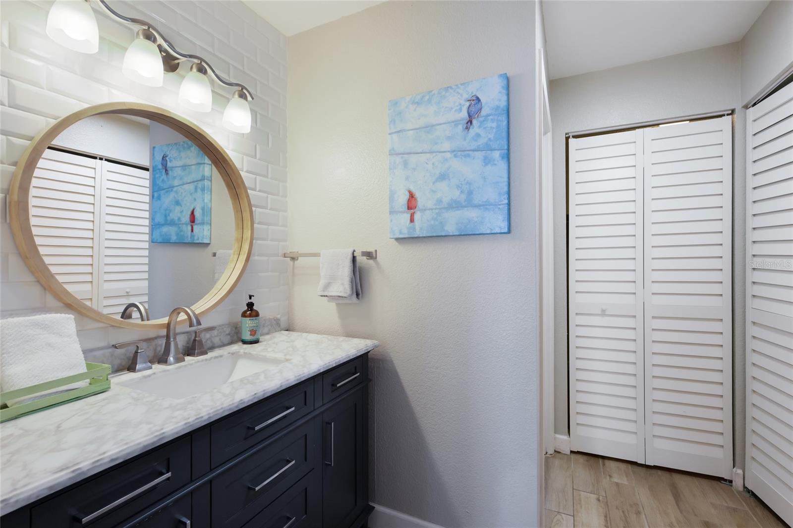 226 SHERWOOD DR — photo 19