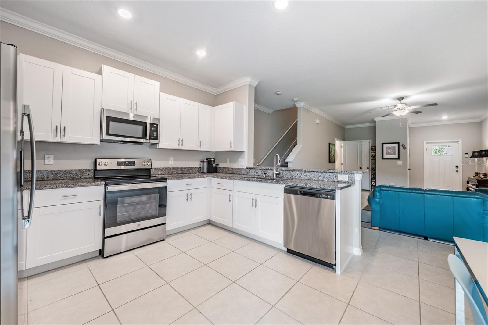 2166 GREAT SAPPHIRE LN — photo 24