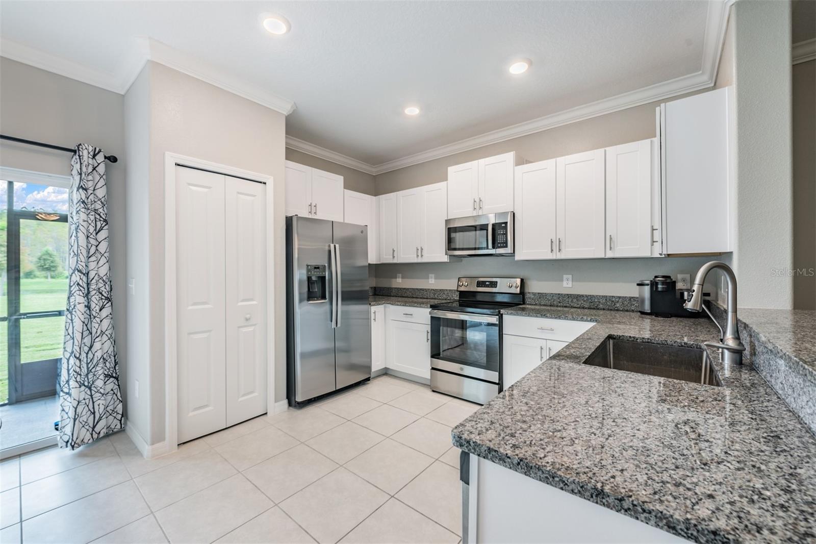 2166 GREAT SAPPHIRE LN — photo 22