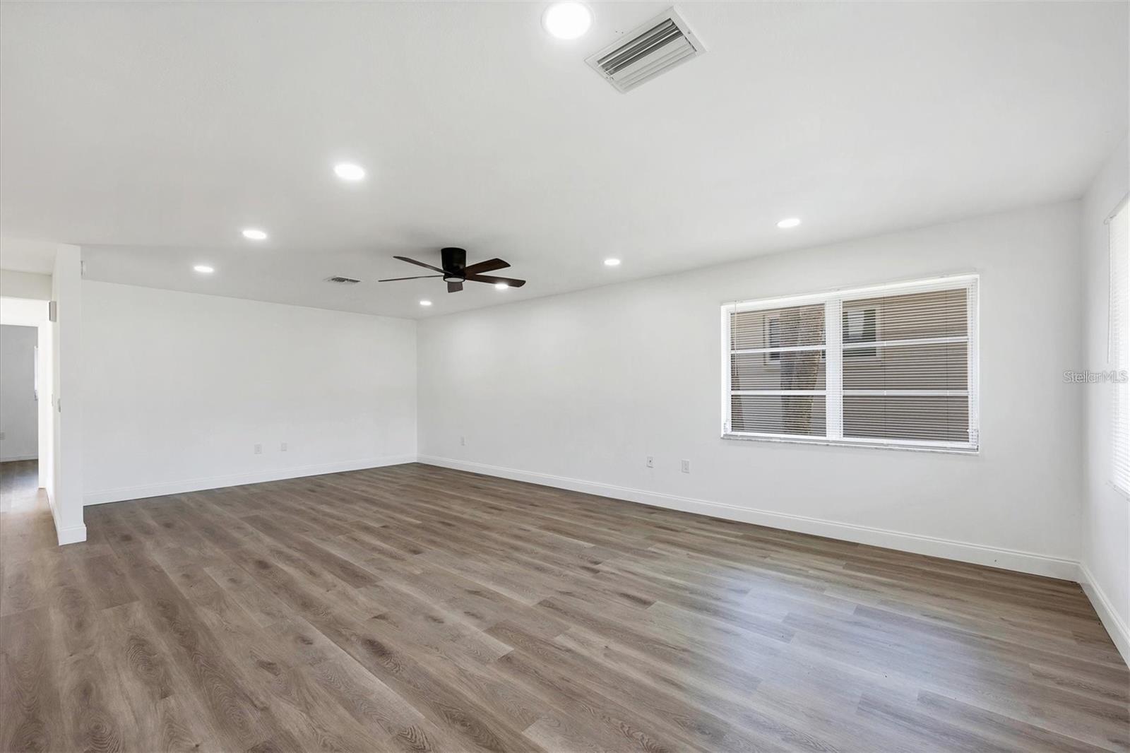 321 DANTE DR #321 — photo 6
