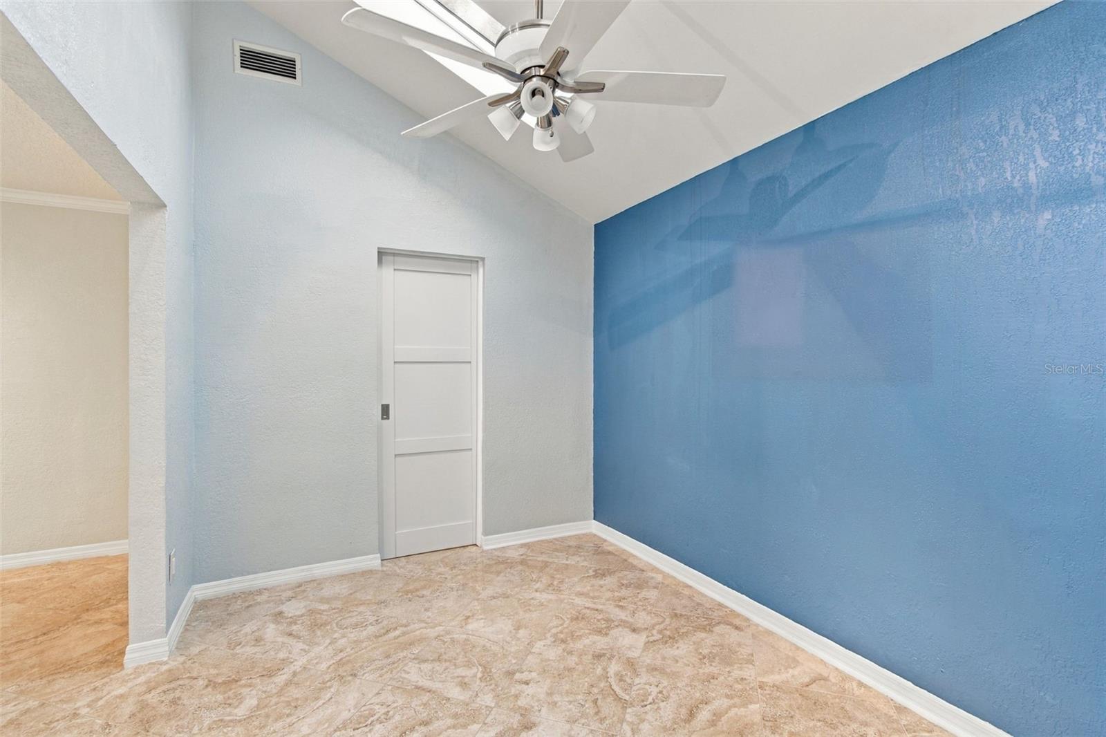 2254 HERON CIR — photo 11