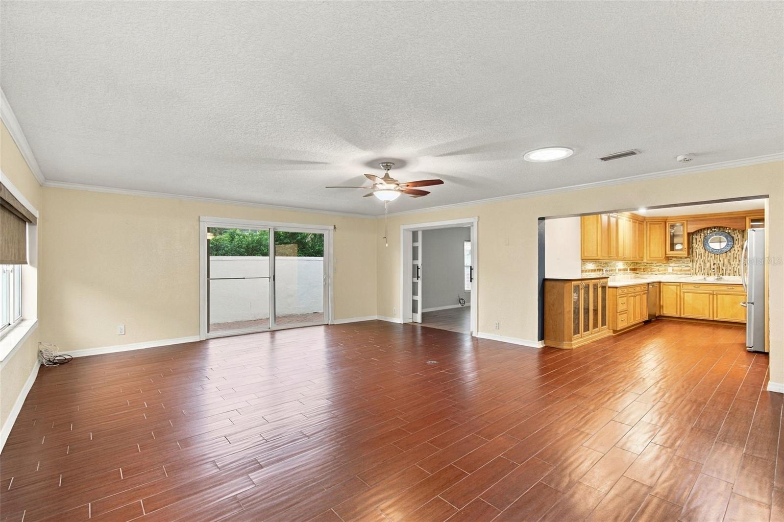 2254 HERON CIR — photo 22