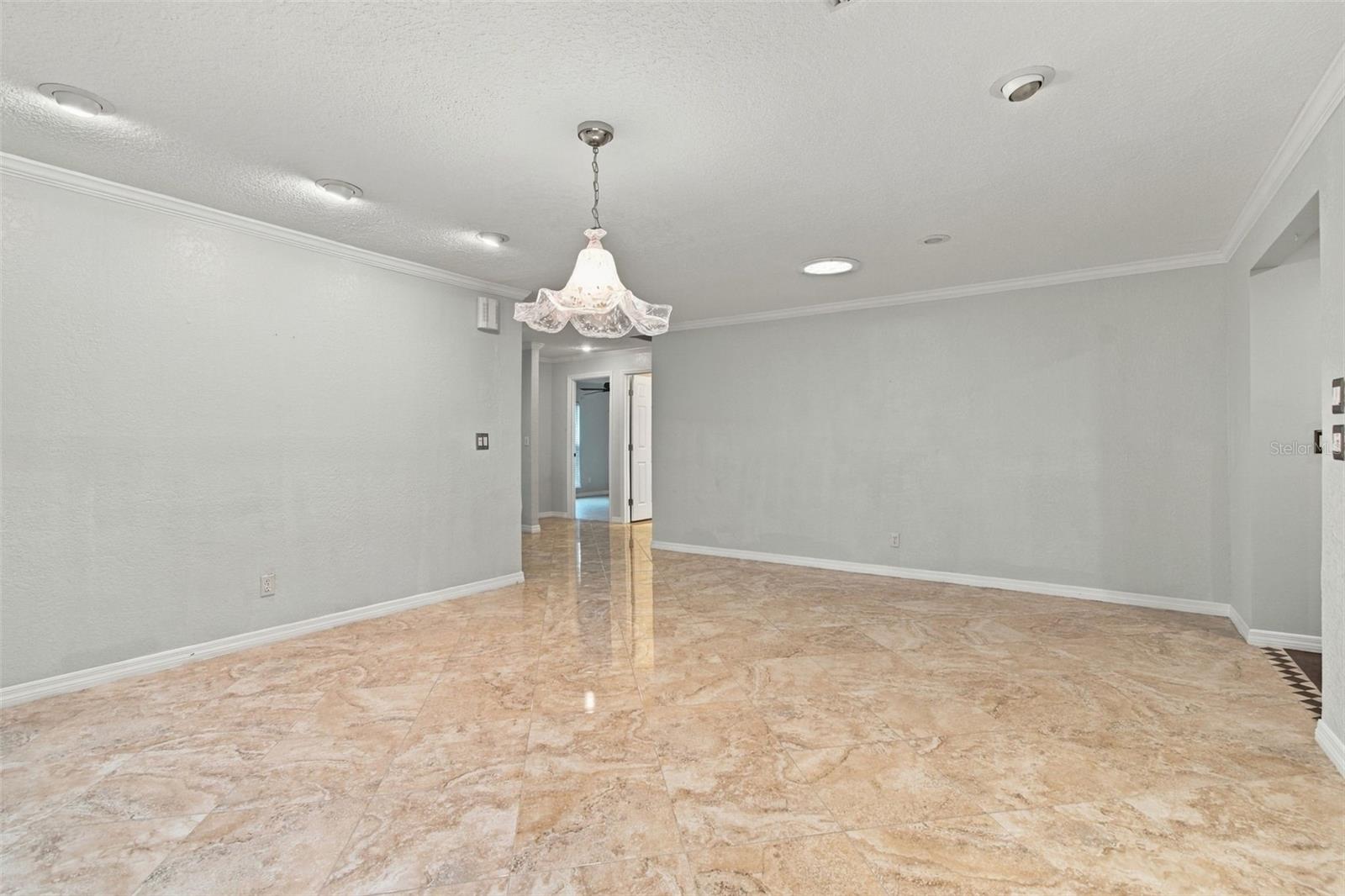 2254 HERON CIR — photo 8
