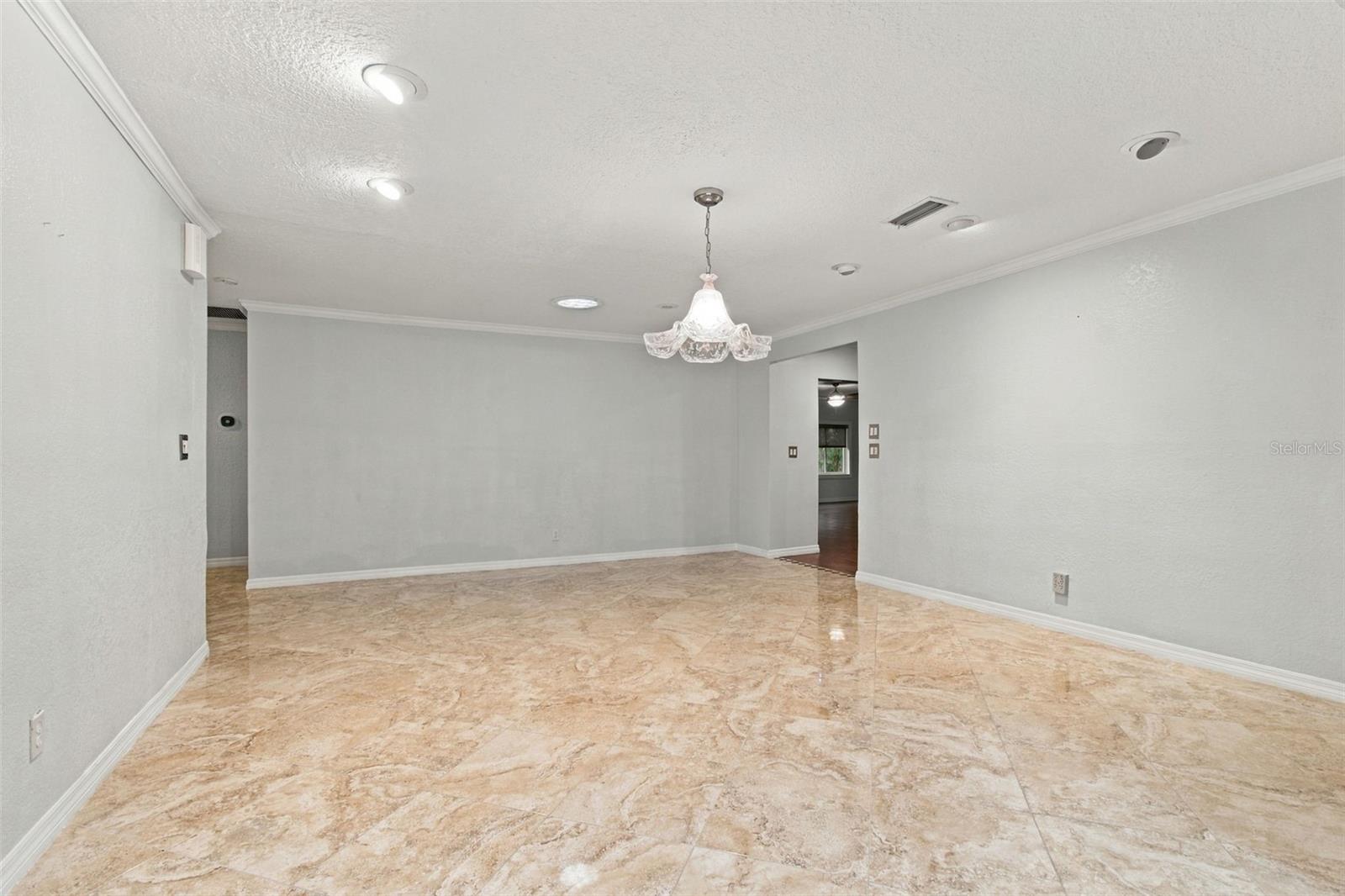 2254 HERON CIR — photo 7