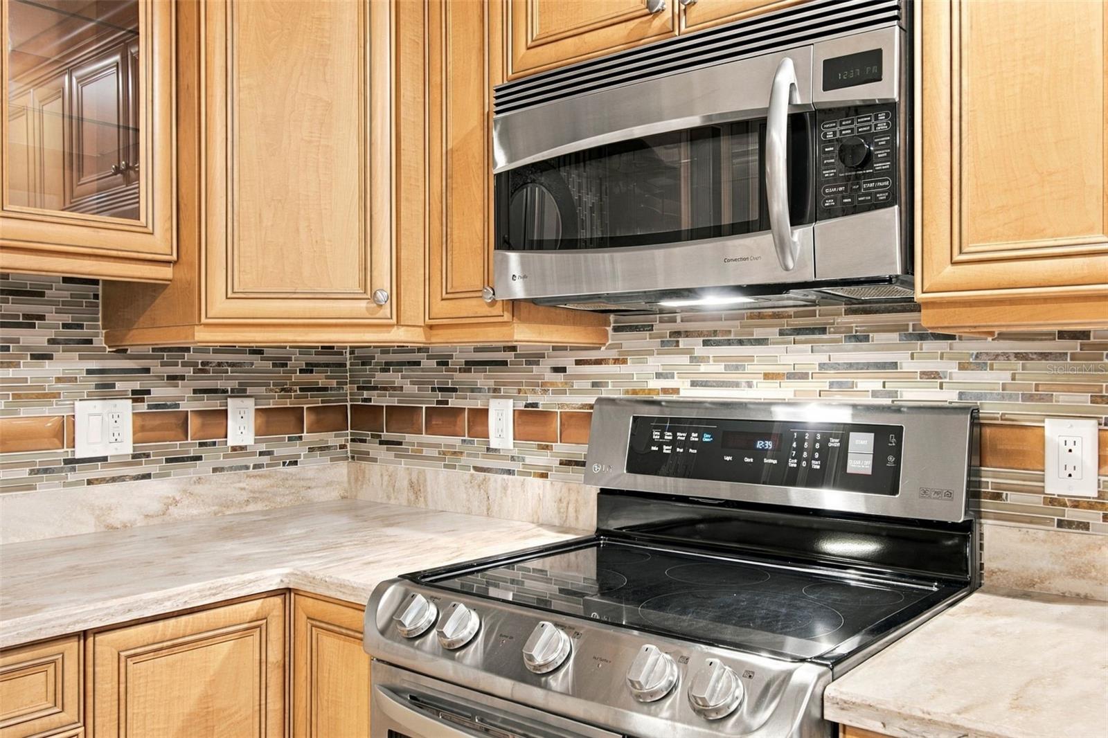 2254 HERON CIR — photo 16