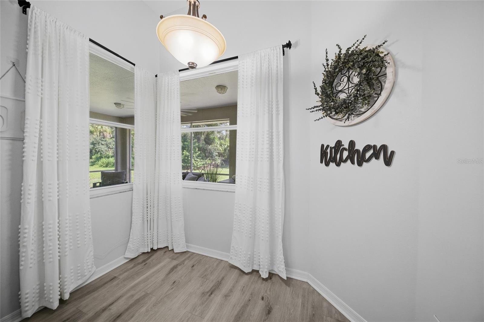 3104 RIVER WOODS DR — photo 13