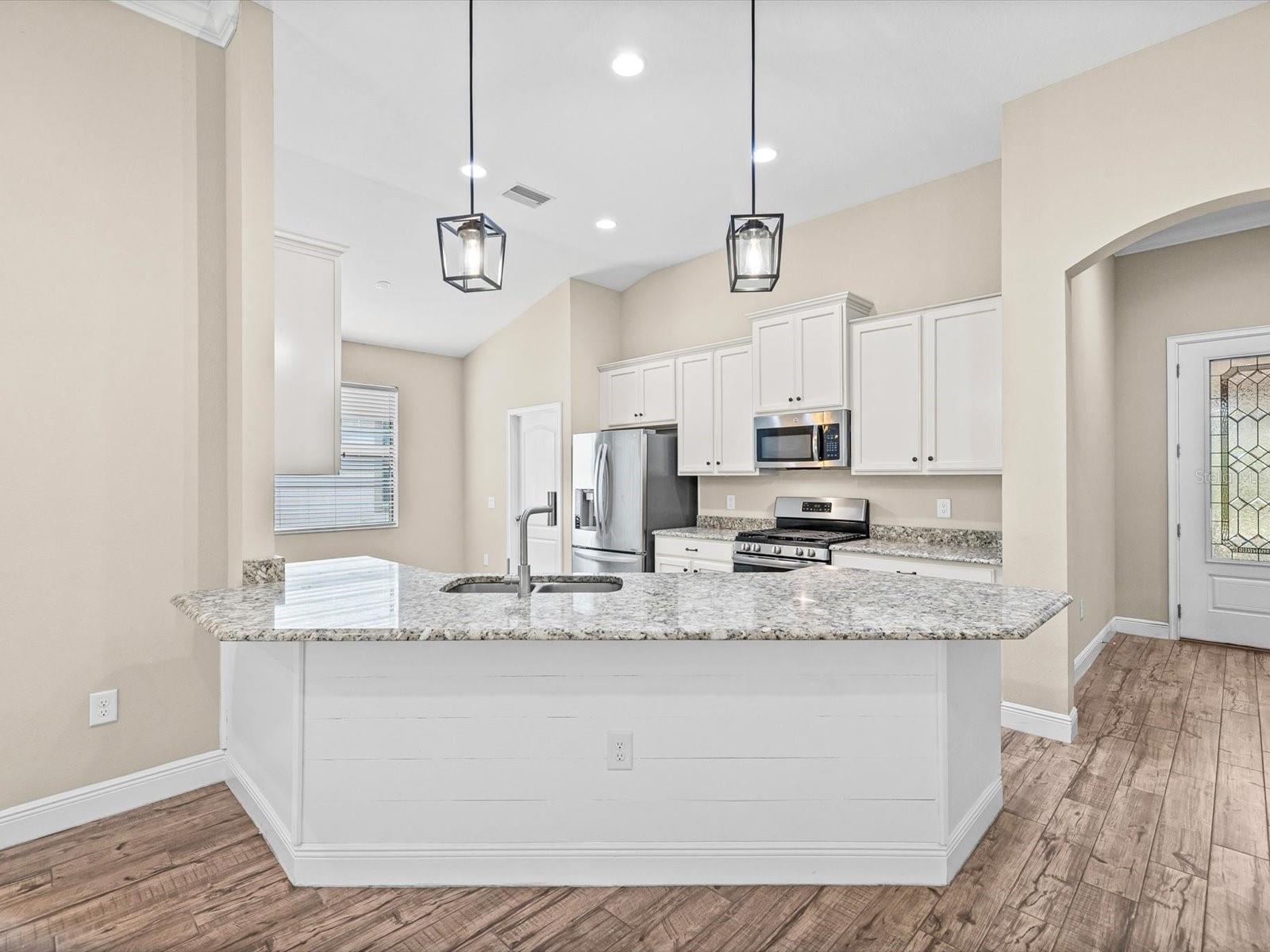 8519 MAY PORT CT — photo 9