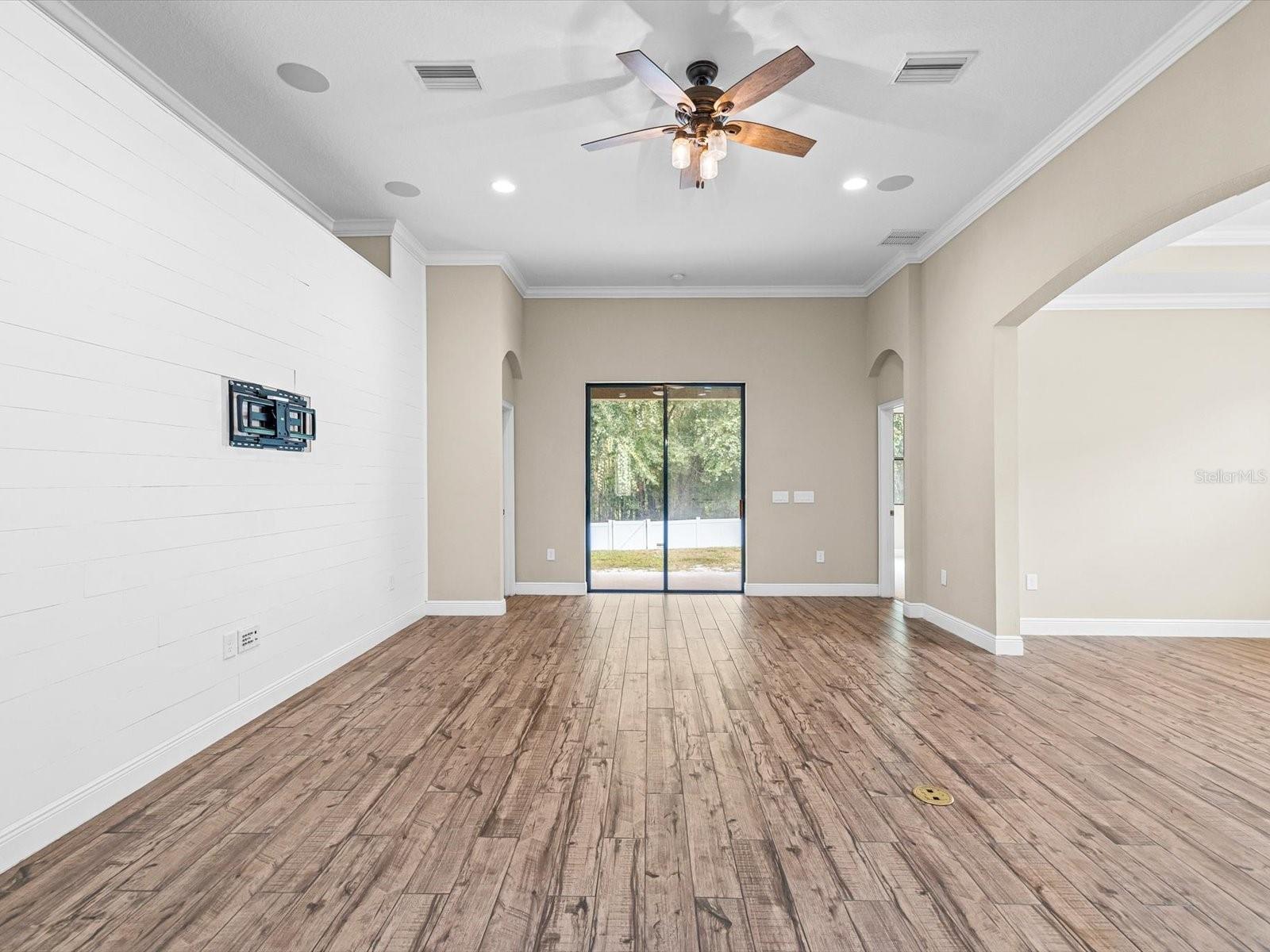 8519 MAY PORT CT — photo 17