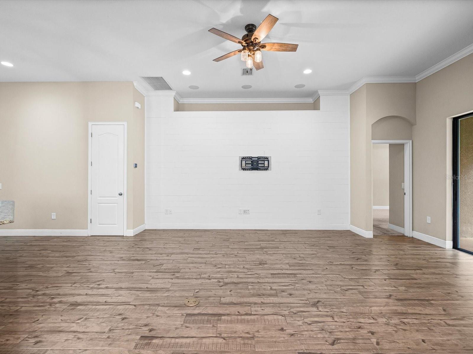 8519 MAY PORT CT — photo 19