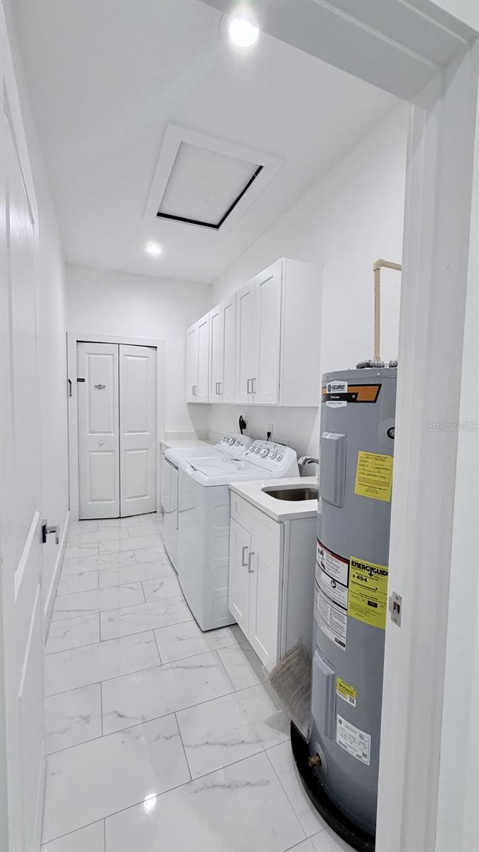 1409 W WOOD ST — photo 24