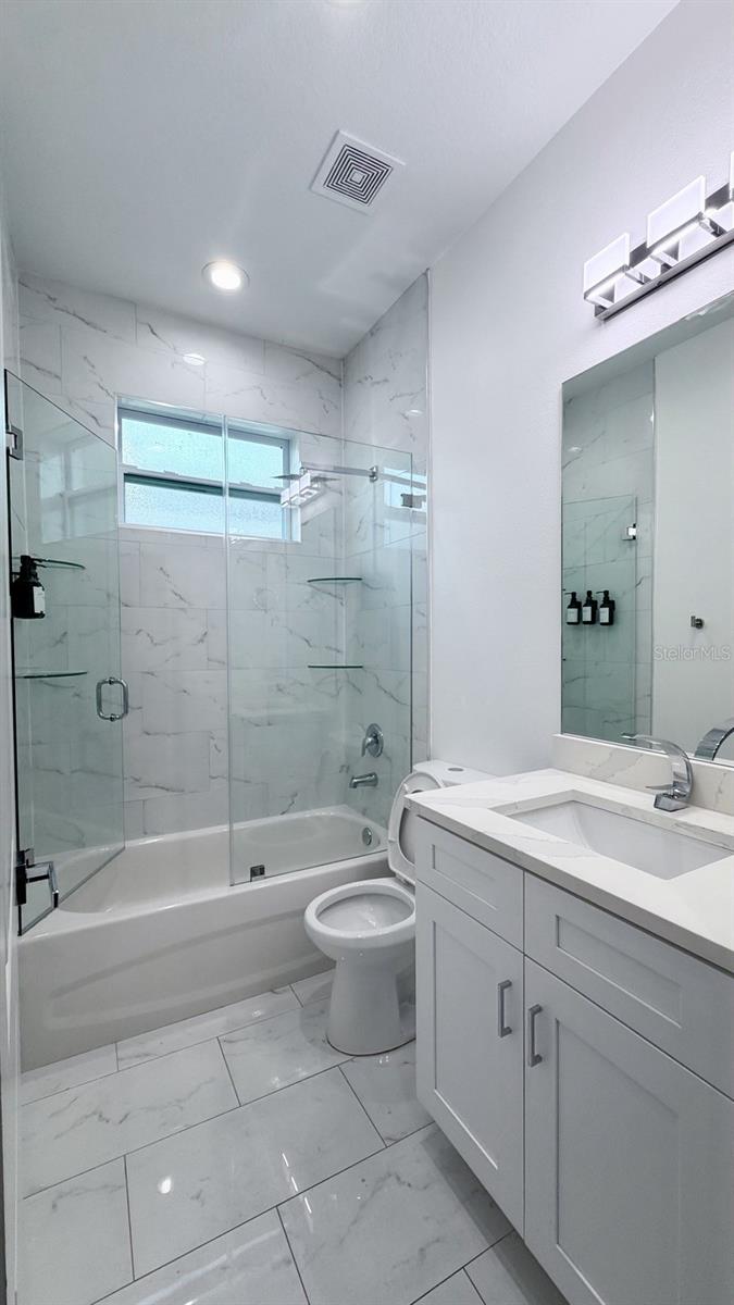 1409 W WOOD ST — photo 15