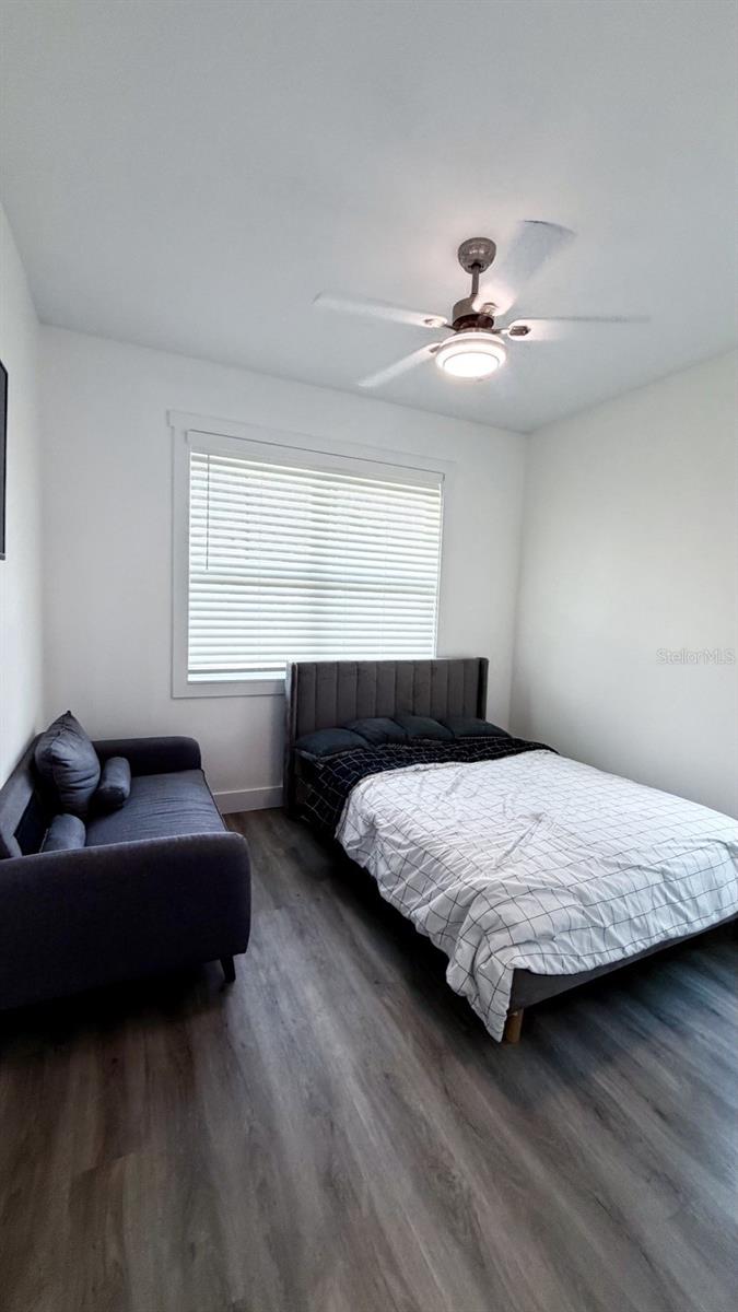 1409 W WOOD ST — photo 14