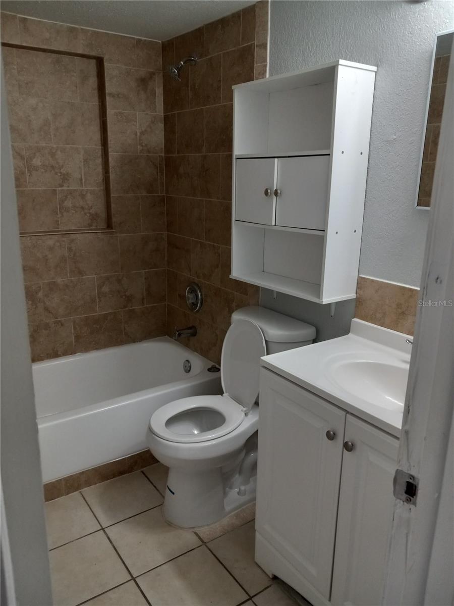 5724 N LINCOLN AVE #C — photo 11