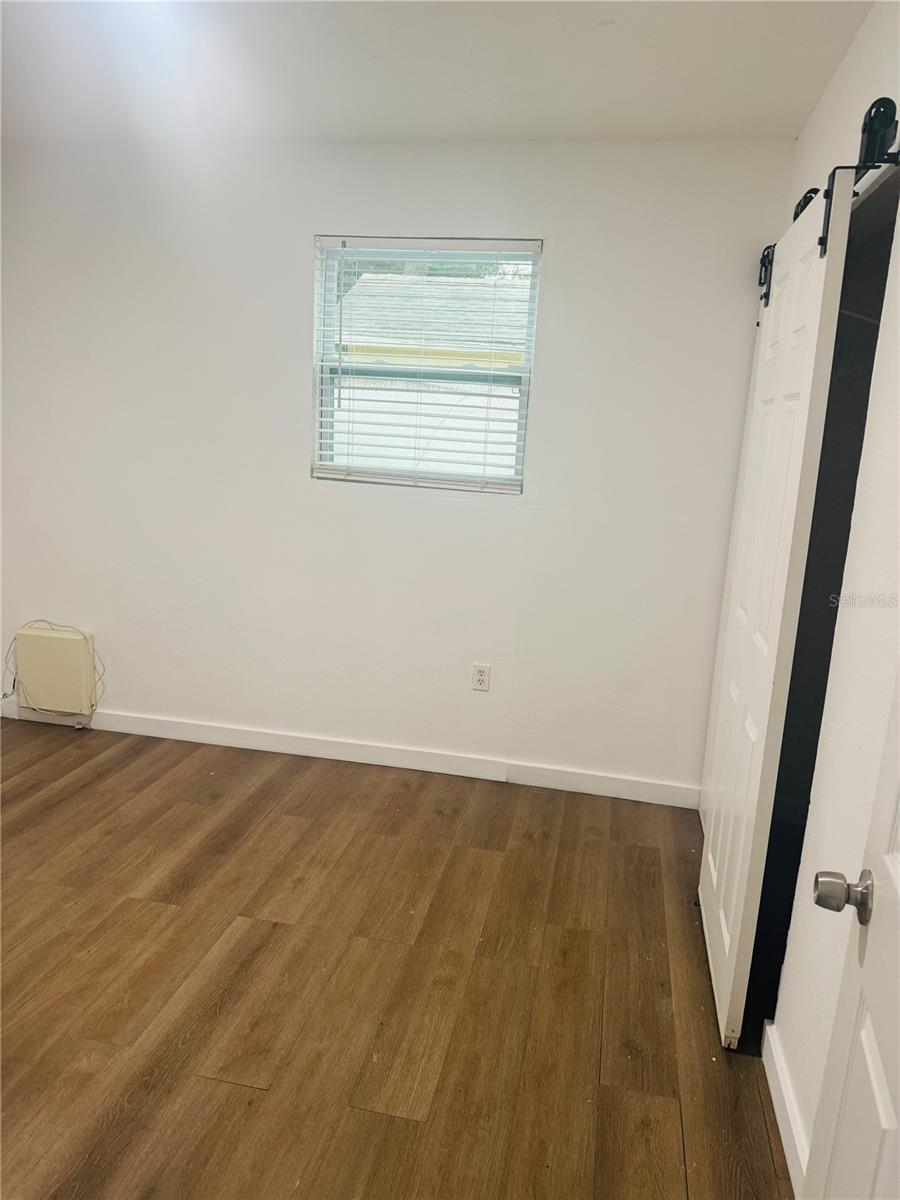 4115 W COMANCHE AVE — photo 9