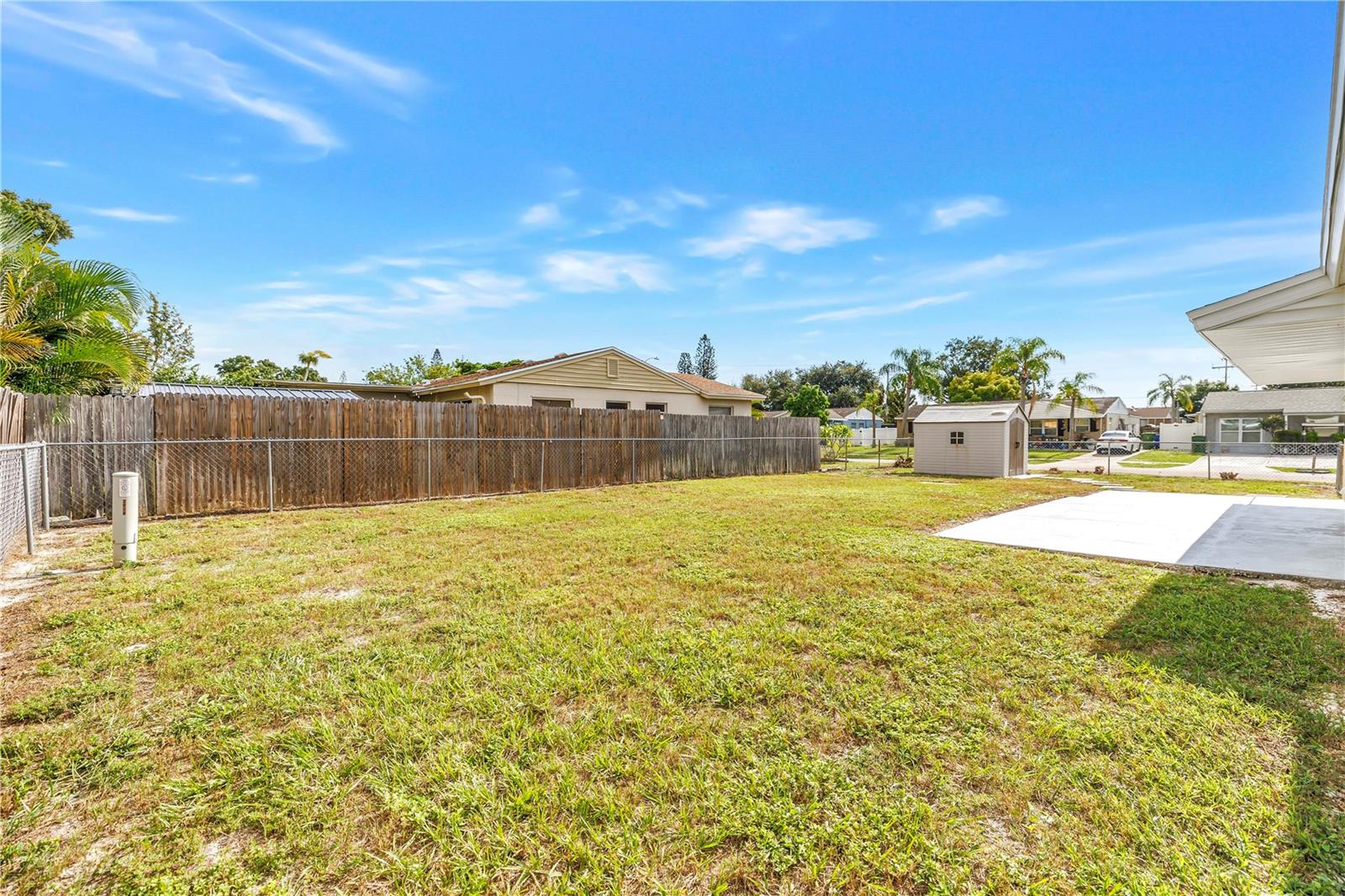 2918 SANDPOINTE DR — photo 38
