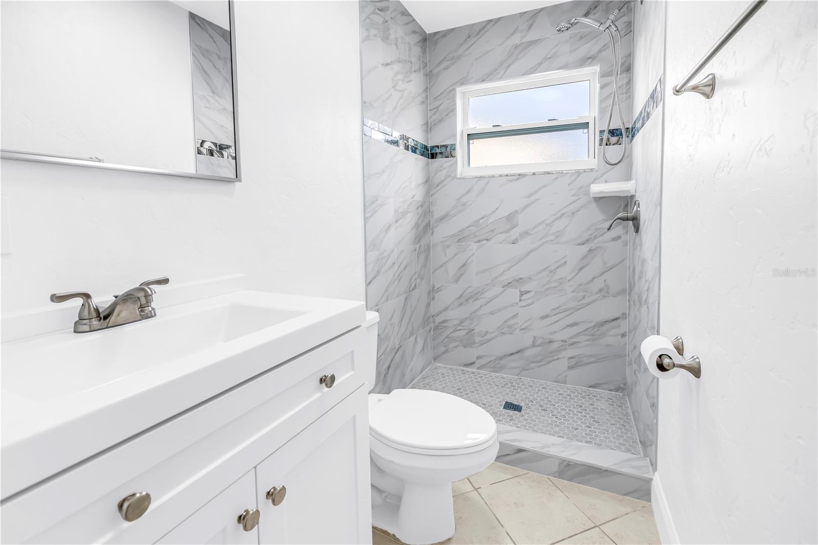 2918 SANDPOINTE DR — photo 18