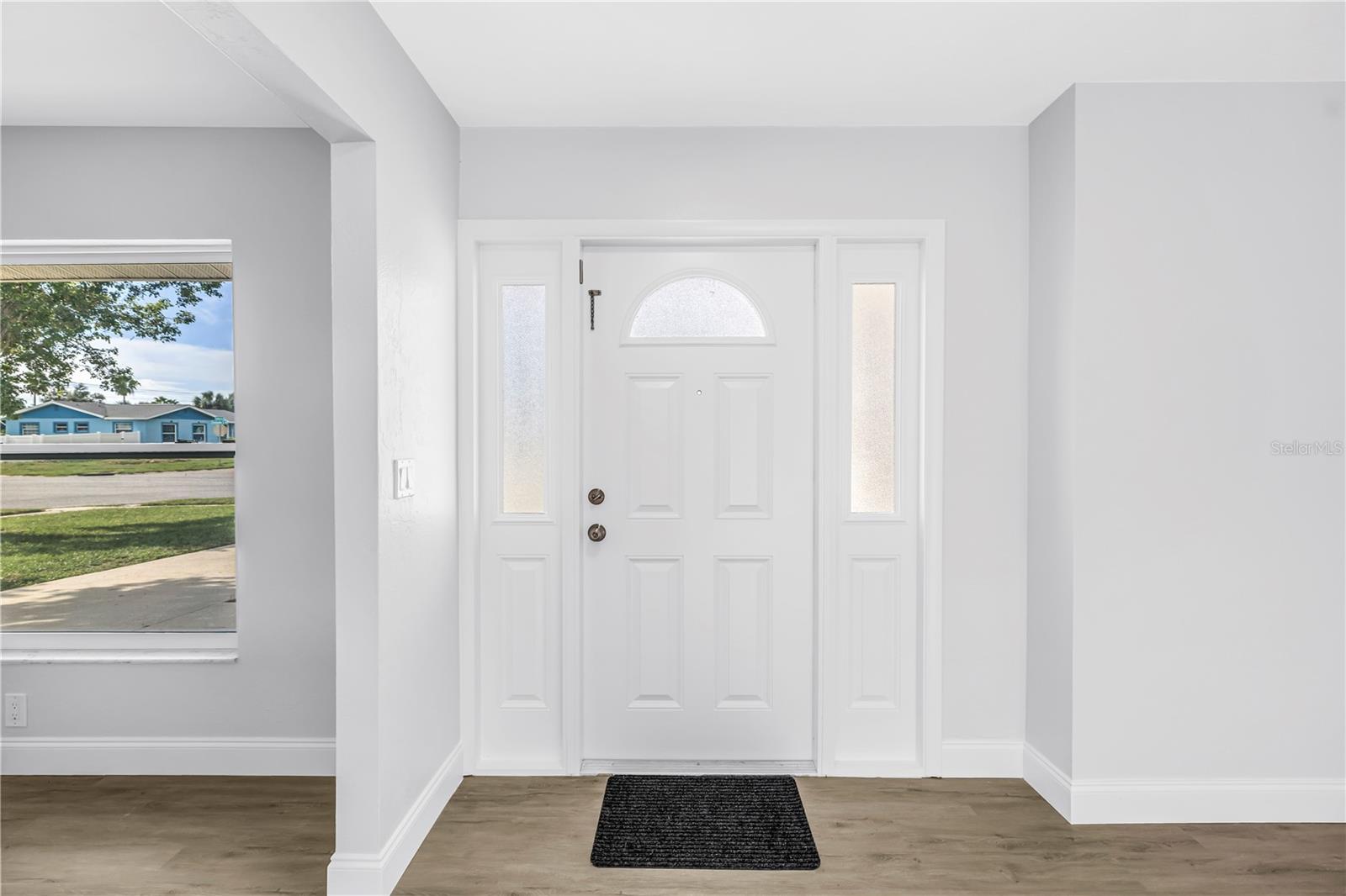 2918 SANDPOINTE DR — photo 15