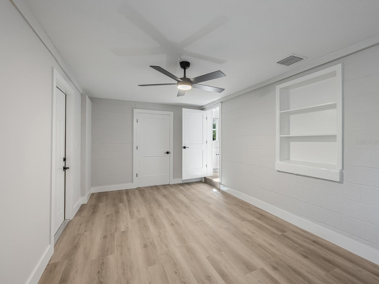 4318 S WEST SHORE BLVD — photo 10