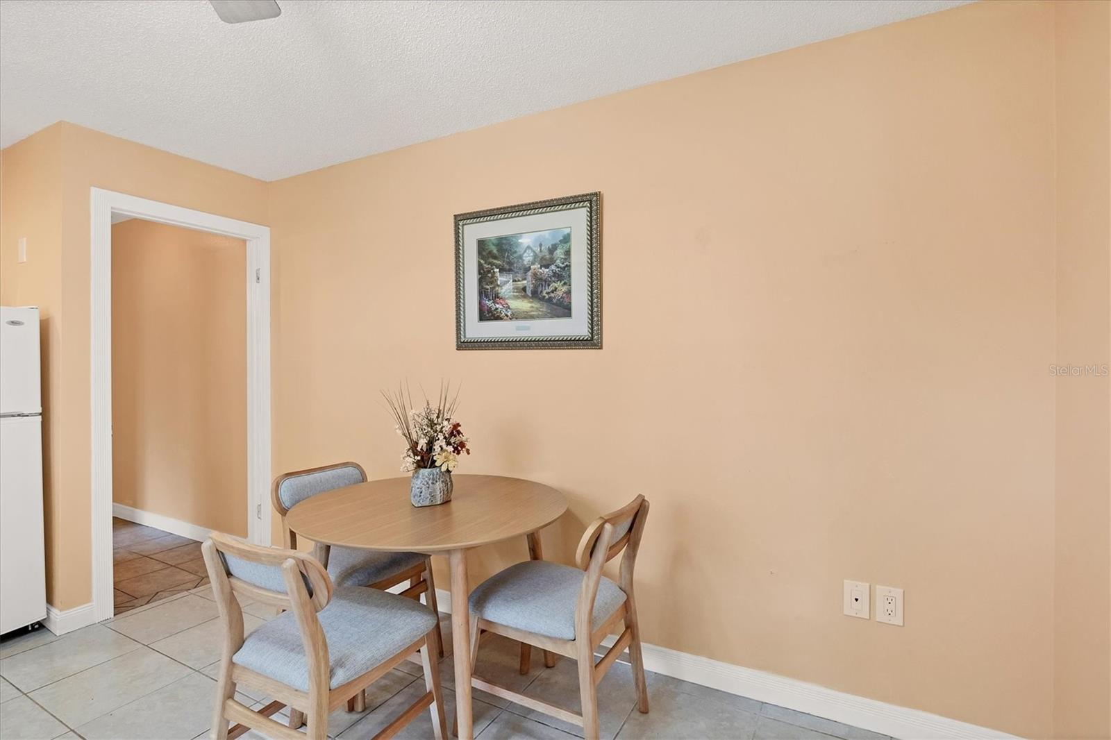 2703 FOREST KNOLL DR #B — photo 13