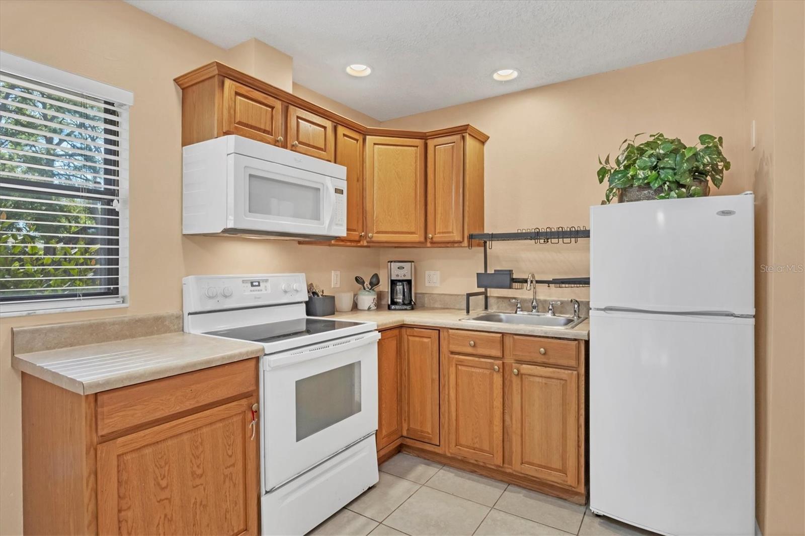 2703 FOREST KNOLL DR #B — photo 10