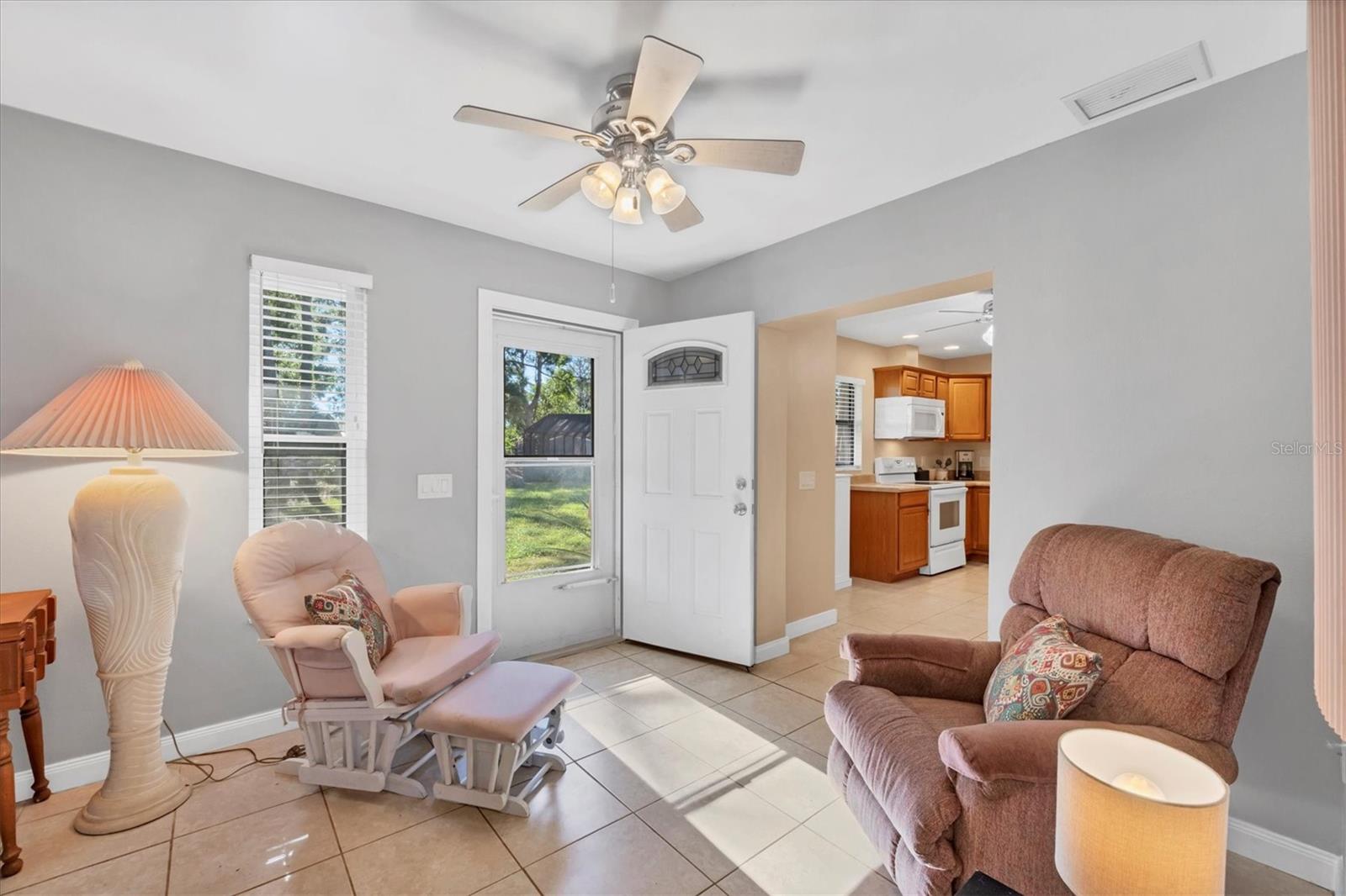 2703 FOREST KNOLL DR #B — photo 6
